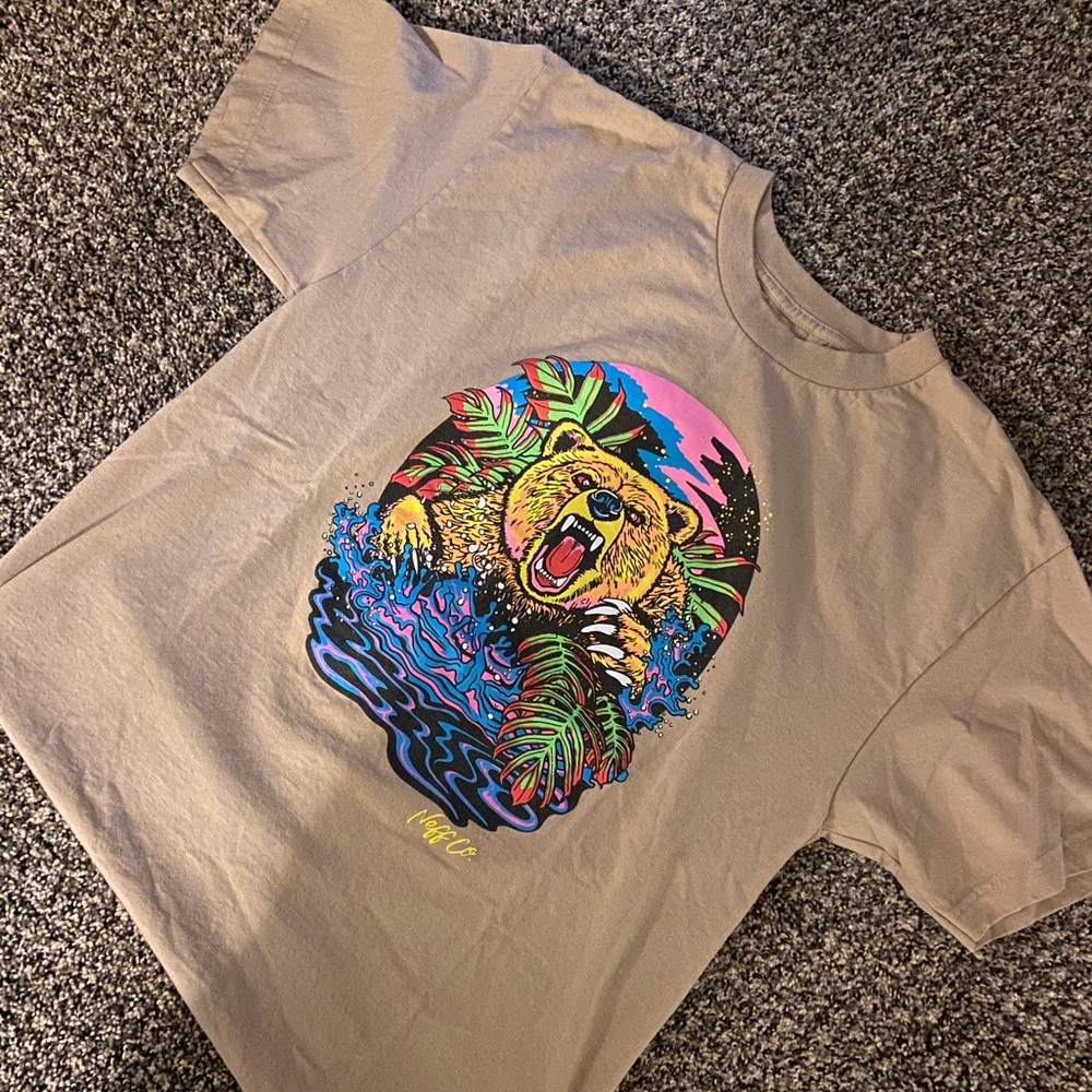 L, tan shirt, Neff Co., good condition